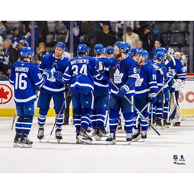 Toronto Maple Leafs Unsigned 2019-20 Team Celebration Photo