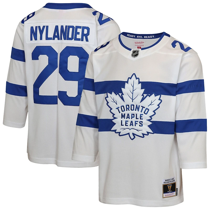Maillot de joueur blanc Mitchell & Ness William Nylander des Maple Leafs Toronto 2018 Stadium Series Power Play 2.0