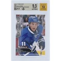 V106832 Leafs Zach Hyman Toronto Maple Leafs Autographié 2016-17 Upper Deck Parkhurst Rouge #363 Beckett Fanatics Witnessed Authentifié 9.5/10 Carte recrue 11 Zach Hyman AUT UPD CARTES À ÉCHANGER 45646 AUTTRC CA01HK4481 #6