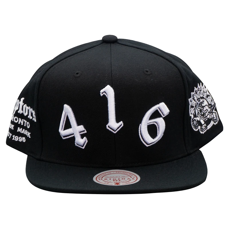 Casquette snapback noire pour homme Mitchell & Ness Toronto Raptors Hello Darkness Area Code