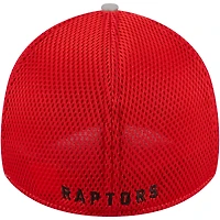 Men's New Era Gray/Red Toronto Raptors Pipe 39THIRTY Flex Hat