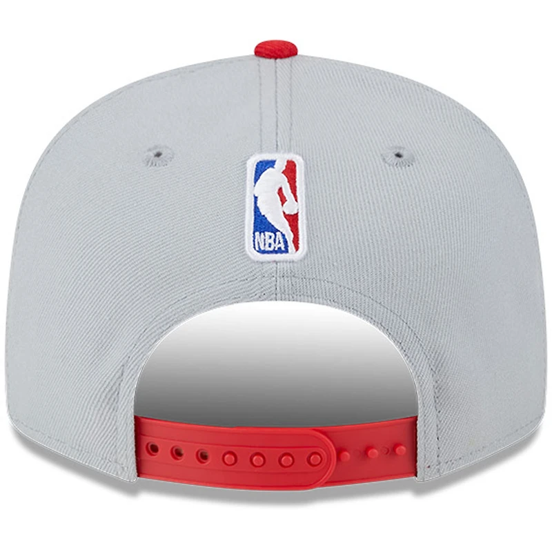 Men's New Era Gray/Red Toronto Raptors Tip-Off Two-Tone 9FIFTY Snapback Hat