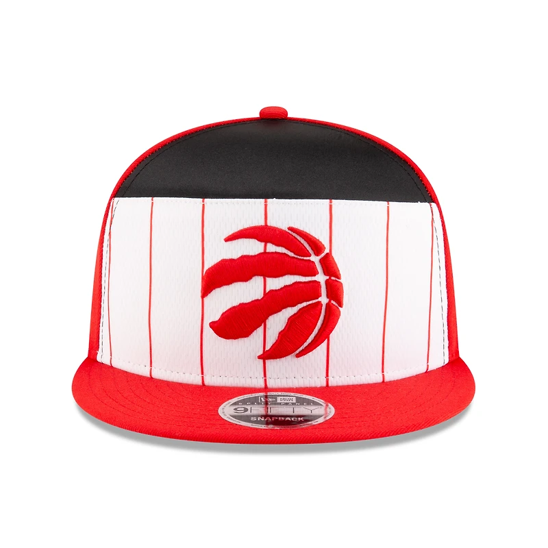 Men's New Era White/Red Toronto Raptors 2025 NBA Tip Off Split Panel 9FIFTY Snapback Hat