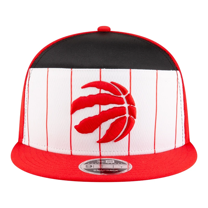 Men's New Era  White/Red Toronto Raptors 2025 NBA Tip Off Split Panel 9FIFTY Snapback Hat