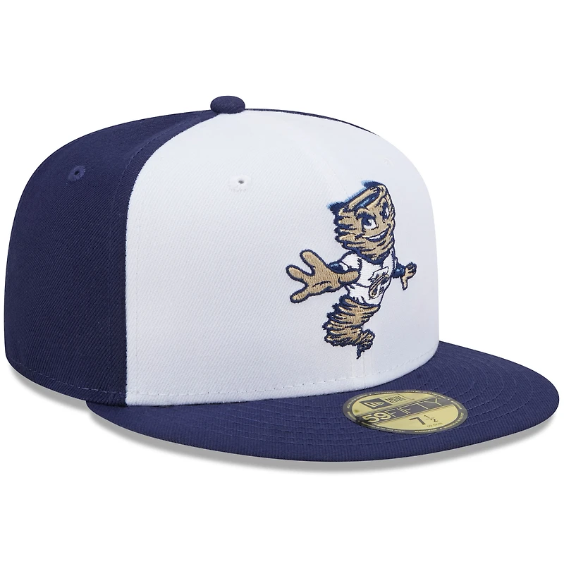 Casquette ajustée 59FIFTY Tri-City Dust Devils Marvel x Minor League New Era pour homme, blanc/bleu marine