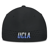 Casquette Jordan Brand noire pour homme, modèle UCLA Bruins 2026 Sideline Practice AeroBill Swooshflex Dri-FIT