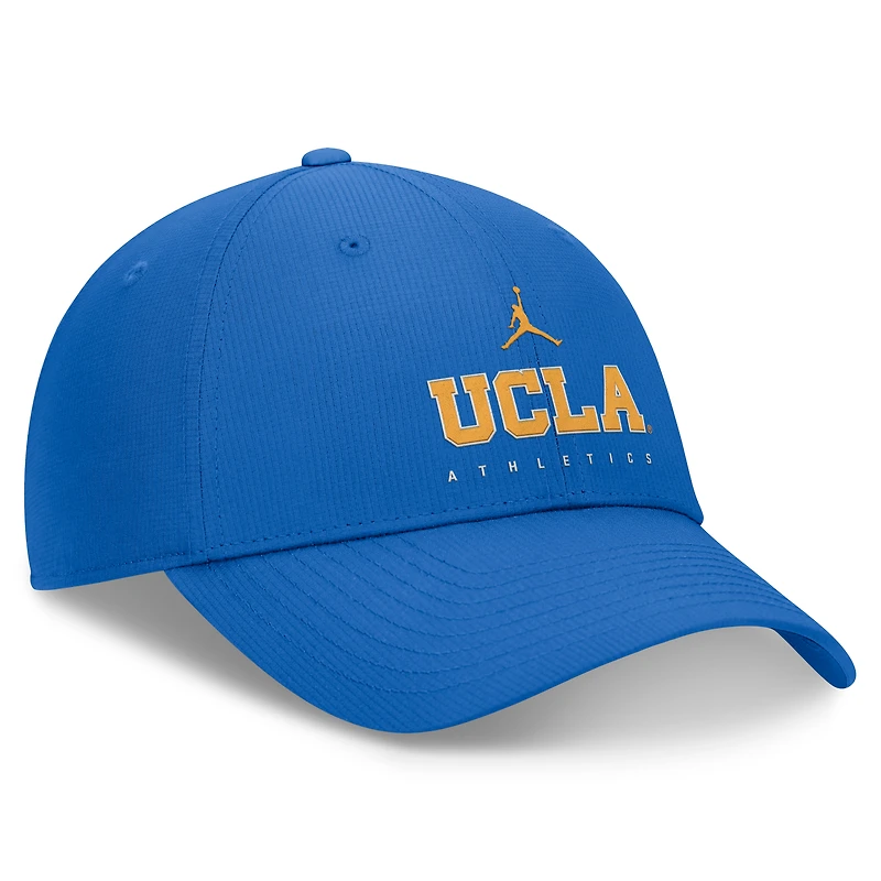 Casquette ajustable Jordan Brand UCLA Bruins 2024/25 On-Field Club Performance pour homme, bleue