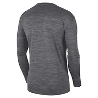 T-shirt à manches longues Jordan Brand pour homme, gris foncé UCLA Bruins Sideline Game Day Velocity Performance