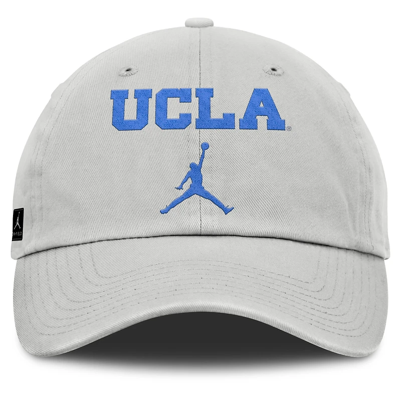 Casquette ajustable Jordan Brand grise pour homme, UCLA Bruins 2025 On-Field Gameday Club