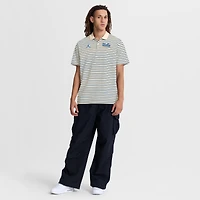 Polo rayé Dri-FIT pour homme Jordan Brand beige/bleu avec logo principal des Bruins de l'UCLA