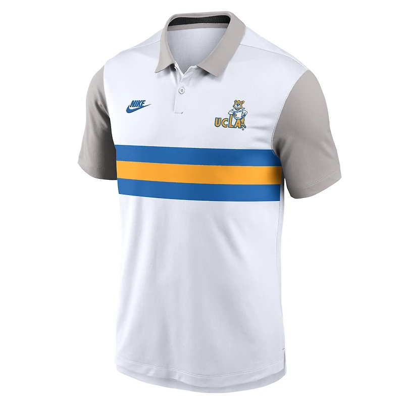 Polo Nike Vapor Dri-FIT blanc/gris UCLA Bruins Athletic Prep Legacy Logo pour homme