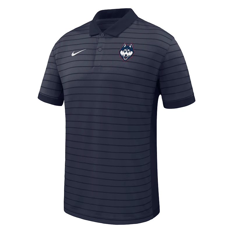 Polo Nike bleu marine UConn Huskies 2025 pour homme, coupe début de saison, à rayures Victory Sideline Performance
