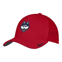 Casquette Nike rouge UConn Huskies 2025 On-Field Performance Flex pour homme