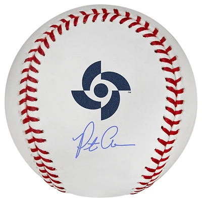 Pete Alonso, joueur de baseball américain, autographié lors de la Classique mondiale de baseball 2023