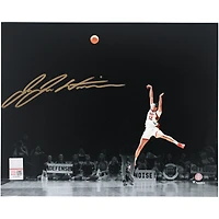 Photographie autographiée de JuJu Watkins USC Trojans, 20 x 25 cm, avec son maillot Fall Away, signée à l'encre dorée