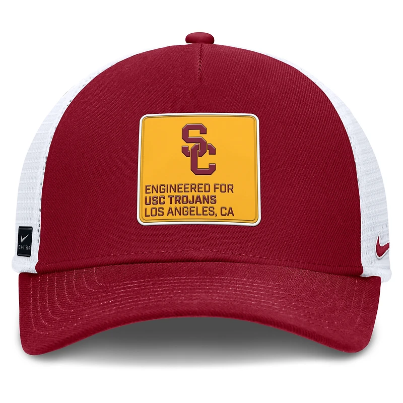 Casquette ajustable Nike On-Field Rise Engineered Trucker pour homme, couleur Cardinal/Blanc, USC Trojans 2025