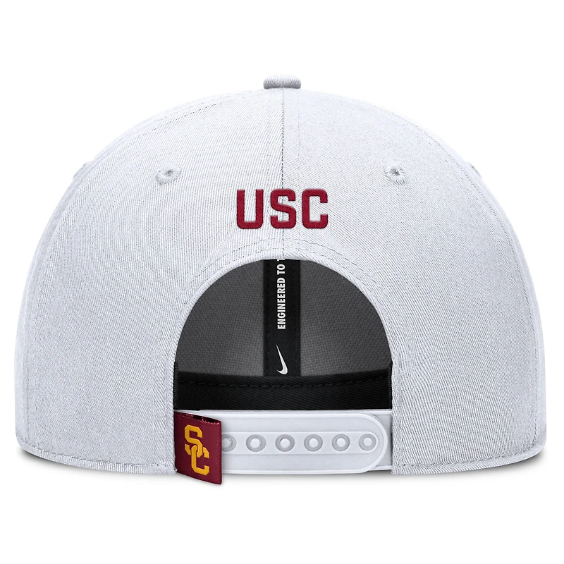 Casquette ajustable Nike blanche USC Trojans 2025 On-Field Rise Performance pour homme