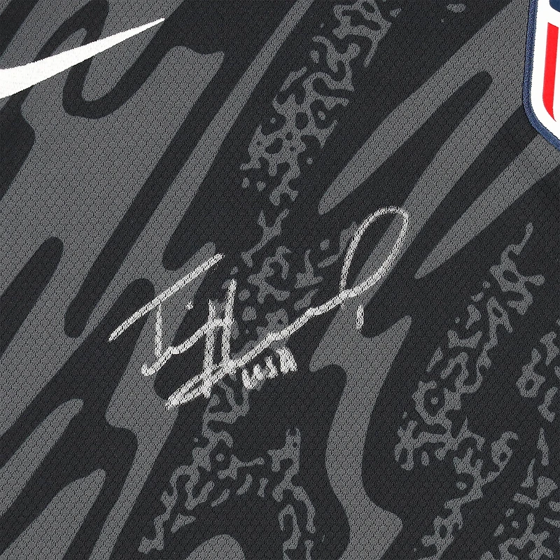 Maillot Nike noir autographié par Tim Howard de l'USMNT - Signature sur le devant
