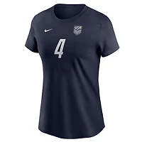 T-shirt Nike Tyler Adams bleu marine pour femme, style extérieur, avec nom et numéro de l'équipe nationale américaine football (USMNT).