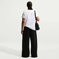 T-shirt Nike blanc pour femme avec l'écusson de l'équipe nationale américaine football (USMNT)