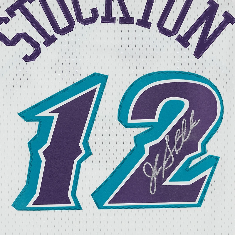 Maillot Swingman blanc autographié par John Stockton du Utah Jazz - de Mitchell & Ness