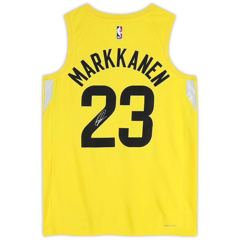 Maillot Nike Swingman Gold Icon autographié par Lauri Markkanen du Utah Jazz