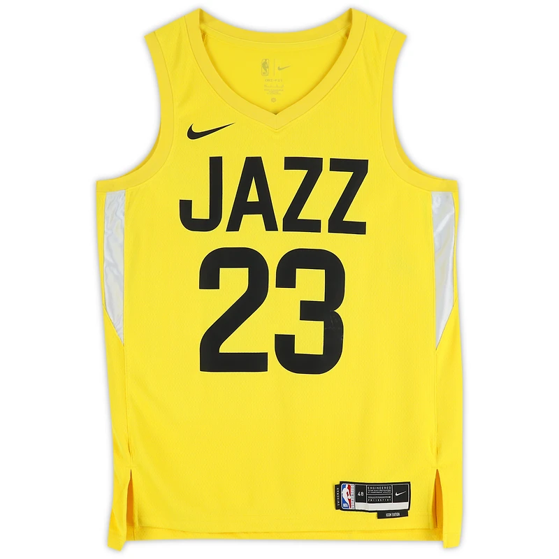 Maillot Nike Swingman Gold Icon autographié par Lauri Markkanen du Utah Jazz