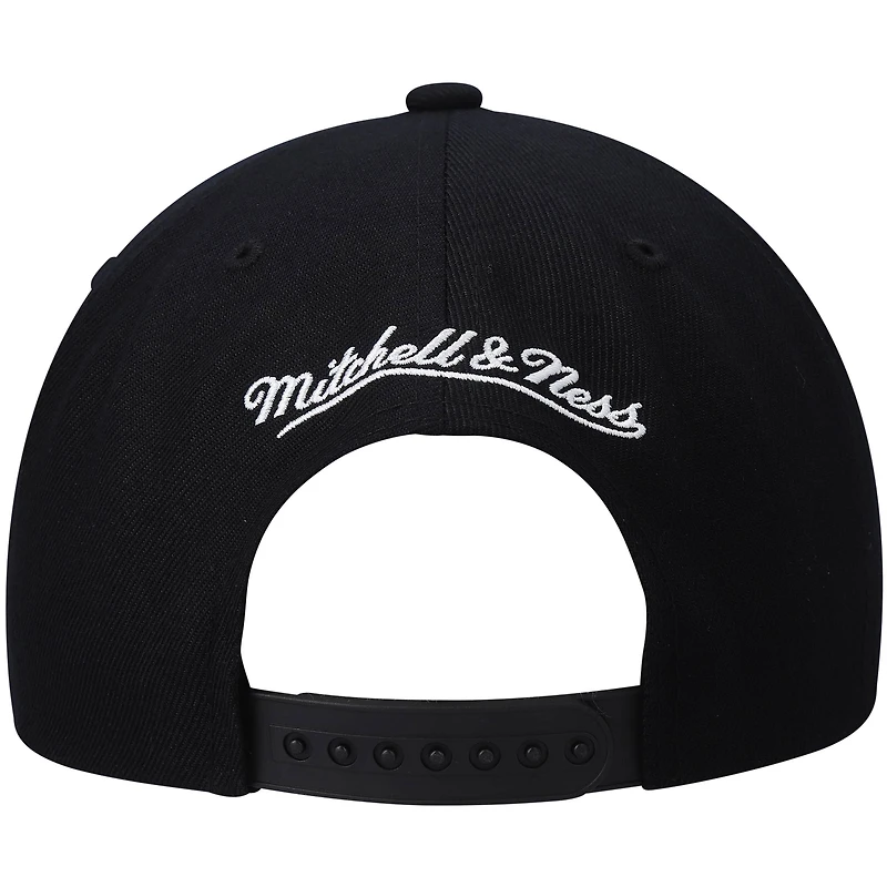 Men's Mitchell & Ness Black Utah Jazz Hardwood Classics Script 2.0 Snapback Hat