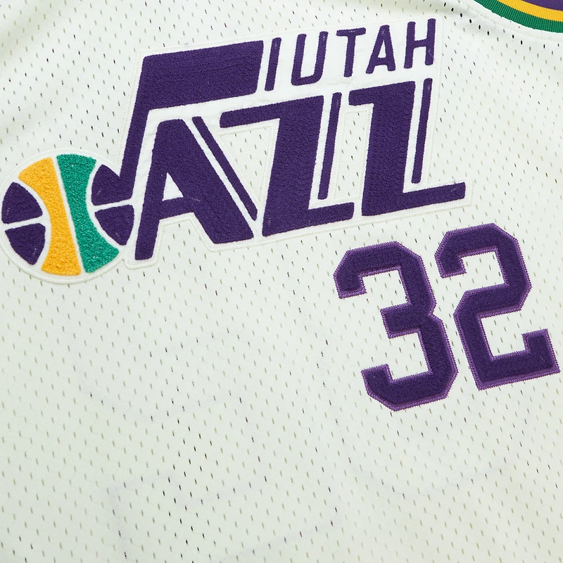 Maillot Swingman Mitchell & Ness Karl Malone crème Utah Jazz Chainstitch pour hommes