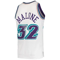 Maillot Swingman Mitchell & Ness Karl Malone blanc Utah Jazz 1996/97 Hardwood Classics pour hommes