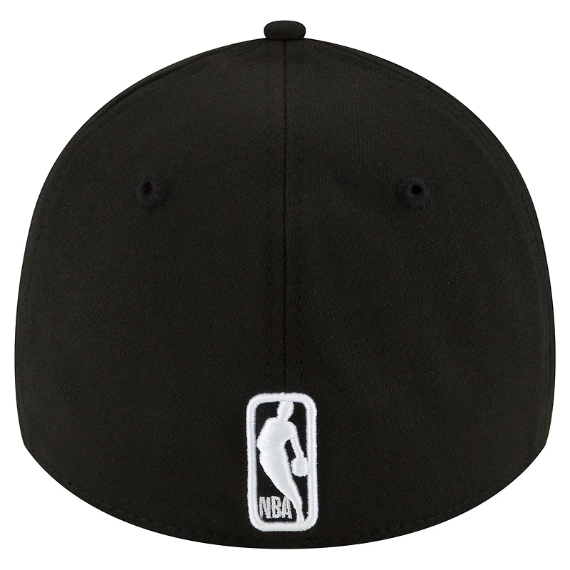 Men's New Era Black Utah Jazz Logo 39THIRTY Flex Hat