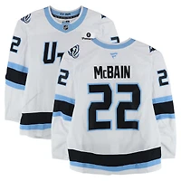Maillot blanc n° 22 de Jack McBain (Utah Mammoth), porté lors de matchs joués entre le 14 décembre 2025 et le 28 mars 2026.
