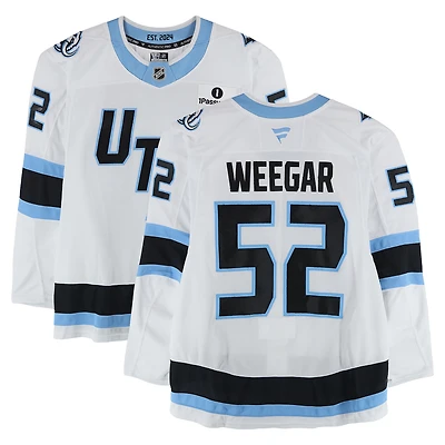 Maillot blanc n° 52 de MacKenzie Weegar (Utah Mammoth), porté lors de matchs joués entre le 14 décembre 2025 et le 28 mars 2026.