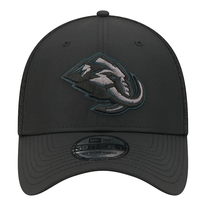 Casquette New Era Utah Mammoth Blackout 39THIRTY Flex Fit pour homme