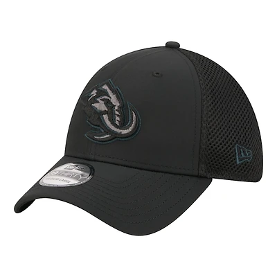 Casquette New Era Utah Mammoth Blackout 39THIRTY Flex Fit pour homme
