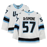 Maillot blanc n° 57 porté par Nick DeSimone (Utah Mammoth) lors de plusieurs matchs entre le 9 octobre et le 6 décembre 2025.