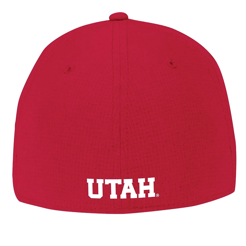 Men's Under Armour Red Utah Utes Airvent Performance Flex Hat