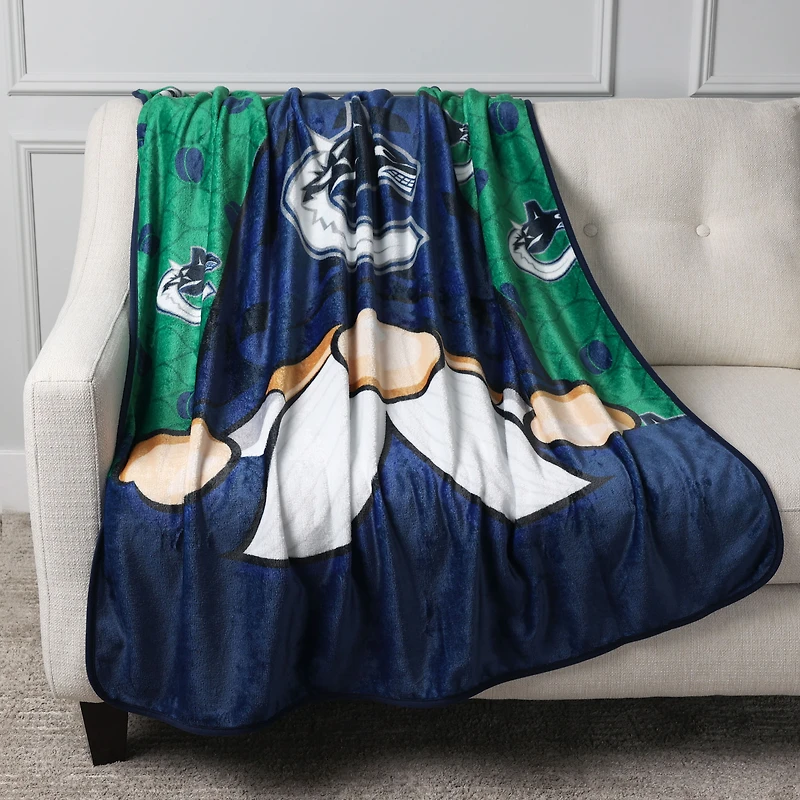 Couverture gnome bleue des Canucks de Vancouver, 127 x 152 cm