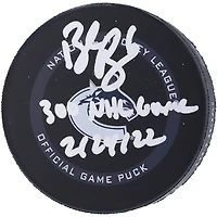 Rondelle de match officielle autographiée par Brock Boeser des Canucks de Vancouver avec l'inscription « 300th NHL Game 2/24/22 »