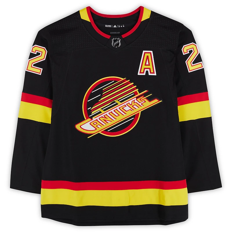 V106832 Maillot authentique Adidas noir autographié par Daniel Sedin des Canucks de Vancouver Maillot AUT HK Daniel Sedin 45603 AUTJERHOC JRSYSE0156