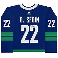 V106832 Maillot authentique Adidas alternatif bleu autographié par Daniel Sedin des Canucks de Vancouver Maillot AUT HK Daniel Sedin 45603 AUTJERHOC JRSYSE0160 #4