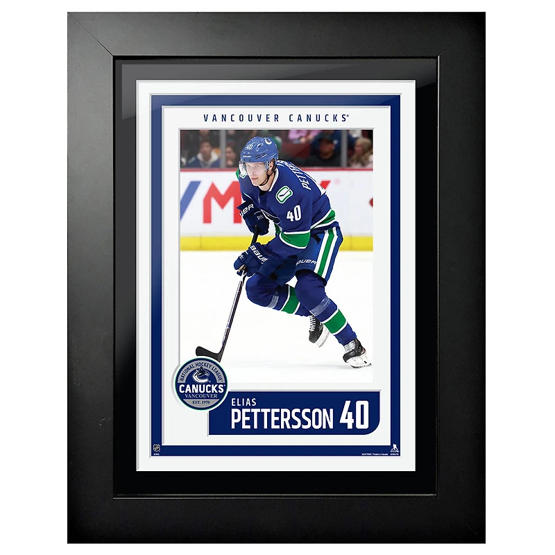 Photo encadrée d'Elias Pettersson, Canucks de Vancouver, motif de maillot (12'' x 16'').