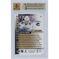 Carte de recrue autographiée 9,5/10 de Beckett Fanatics #42 des Vancouver Canucks 2018-19 Upper Deck Game Dated Moments authentifiés