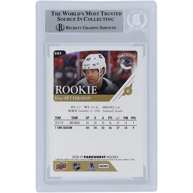 Carte de recrue authentifiée 2018-19 Upper Deck Parkhurst #331 signée Elias Pettersson par les Canucks de Vancouver avec l'inscription « 2019 Calder » et présentée par des fanatiques de Beckett