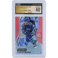 Carte autographiée 2019-20 Upper Deck Synergy Red #28 des Canucks de Vancouver par Elias Pettersson, carte autographe authentifiée CGC Fanatics Witnessed Auto 10