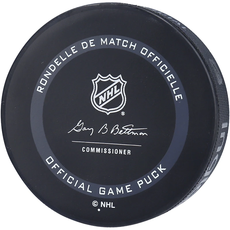 Rondelle de match officielle autographiée par Elias Pettersson des Canucks de Vancouver pour la saison 2021