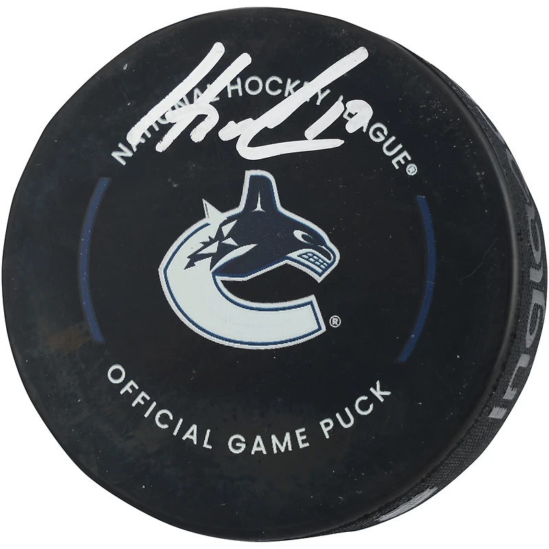 Filip Hronek Rondelle de jeu officielle dédicacée des Canucks de Vancouver