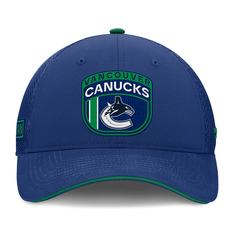 Casquette ajustable Fanatics Blue Vancouver Canucks Authentic Pro Home Ice Trucker pour homme