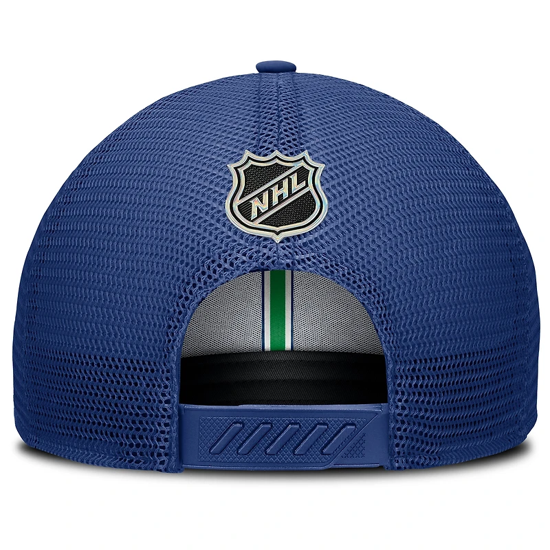 Casquette ajustable Fanatics Blue Vancouver Canucks Authentic Pro Home Ice Trucker pour homme