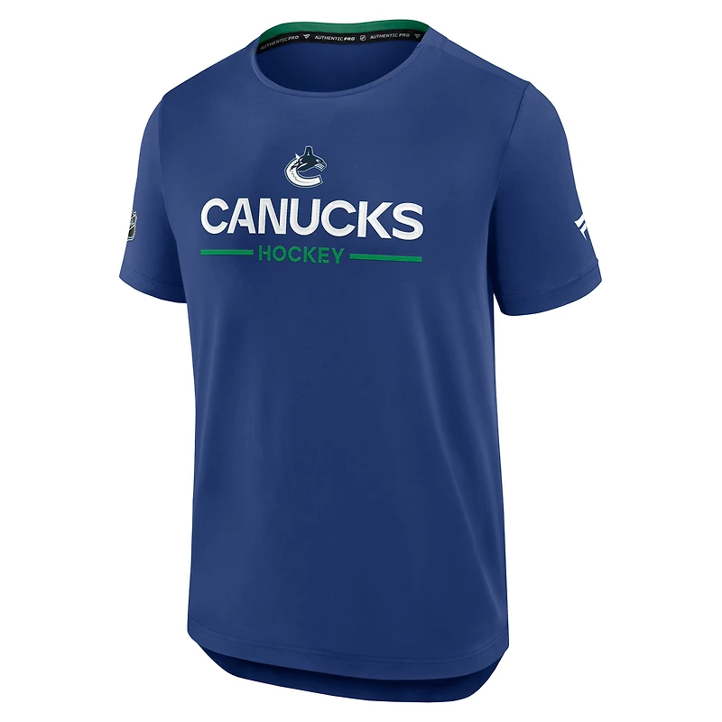 T-shirt technique authentique Pro Rink bleu Fanatics des Canucks de Vancouver pour homme